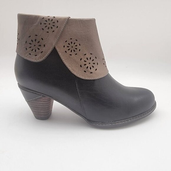 Elite by Corky's Leather Stacked Heel Ankle Bootie Black Size 10 - Picture 3 of 6
